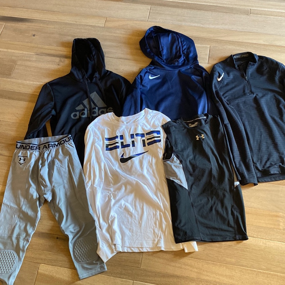 Bundle of six items